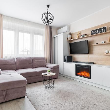 Anastasia Residence Top Confort Oradea Exterior foto